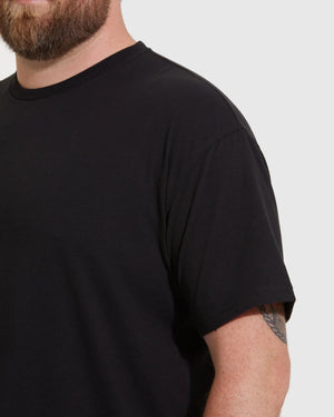 True Classic - Short Sleeve T-Shirt | Crew Neck | Black: XL